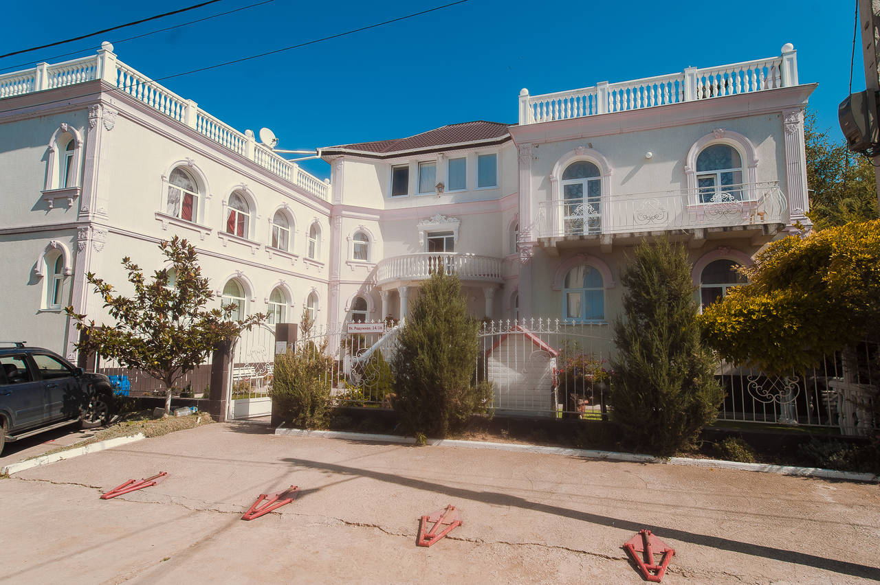 Продажа гостиницы у моря в Учкуевке(г.Севастополь)